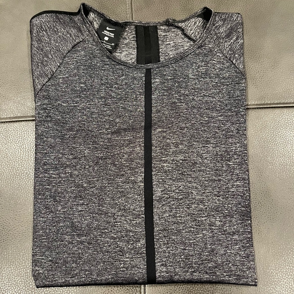 Nike Pro Hypercool mesh long sleeve top - Picture 10 of 11